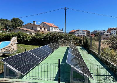 Instalación fotovoltaica de autoconsumo de 5.5 kW con acumulación en Maceda Ourense